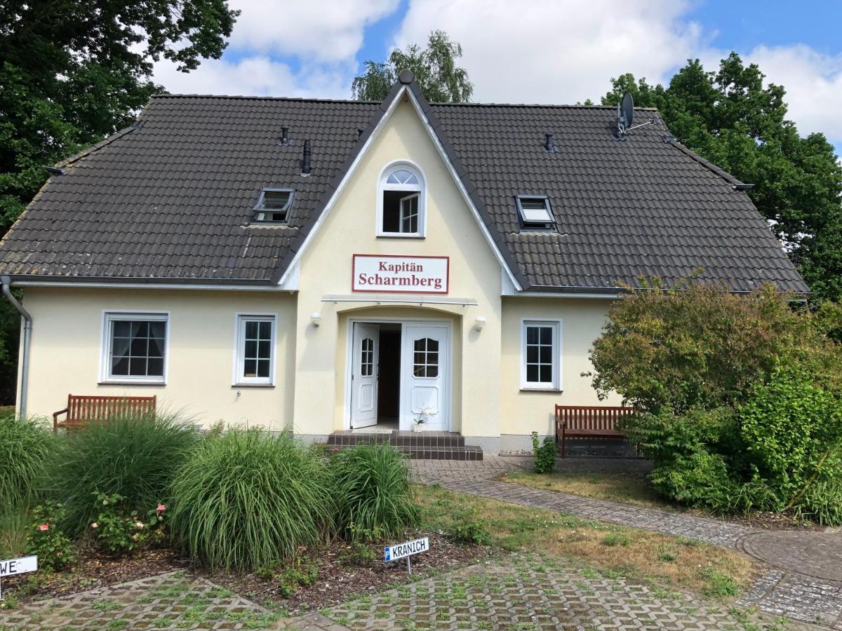Kapitaenshaus Scharmberg, Moewe * Born